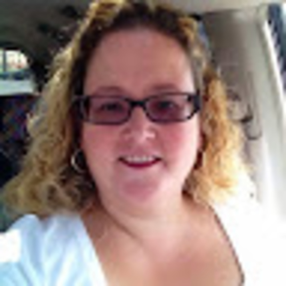 Meet your Posher, Angie